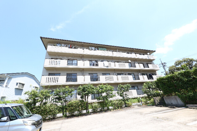 4816713/建物外観