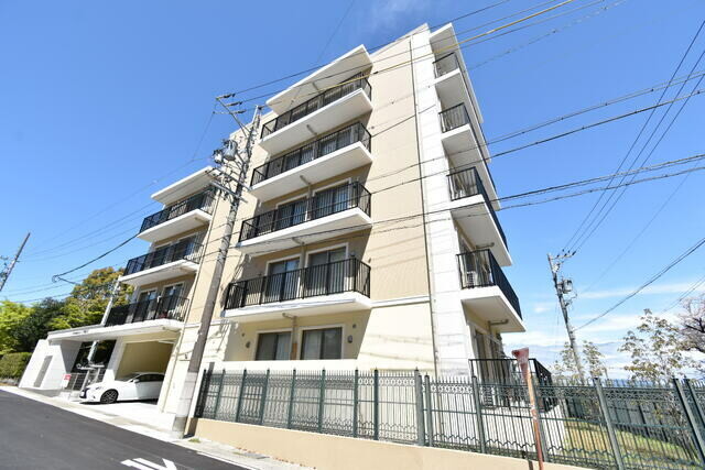 7777047/建物外観