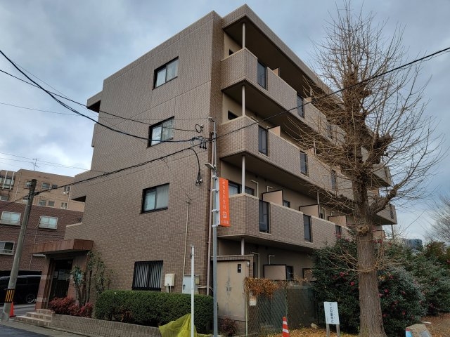 8990306/建物外観