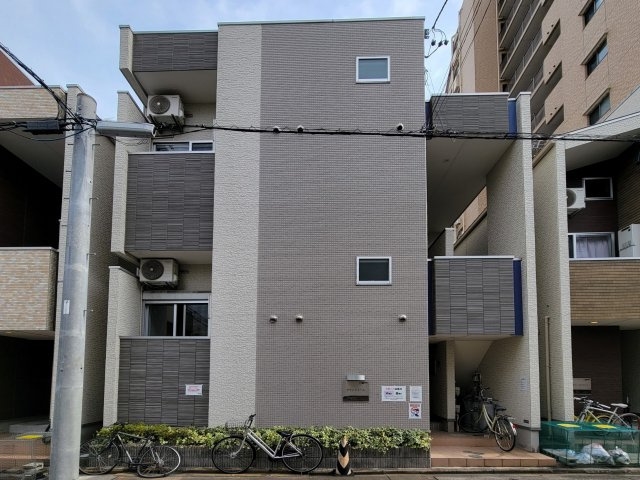 8992382/建物外観
