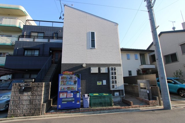 8992485/建物外観