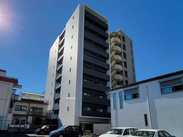 8995712/建物外観